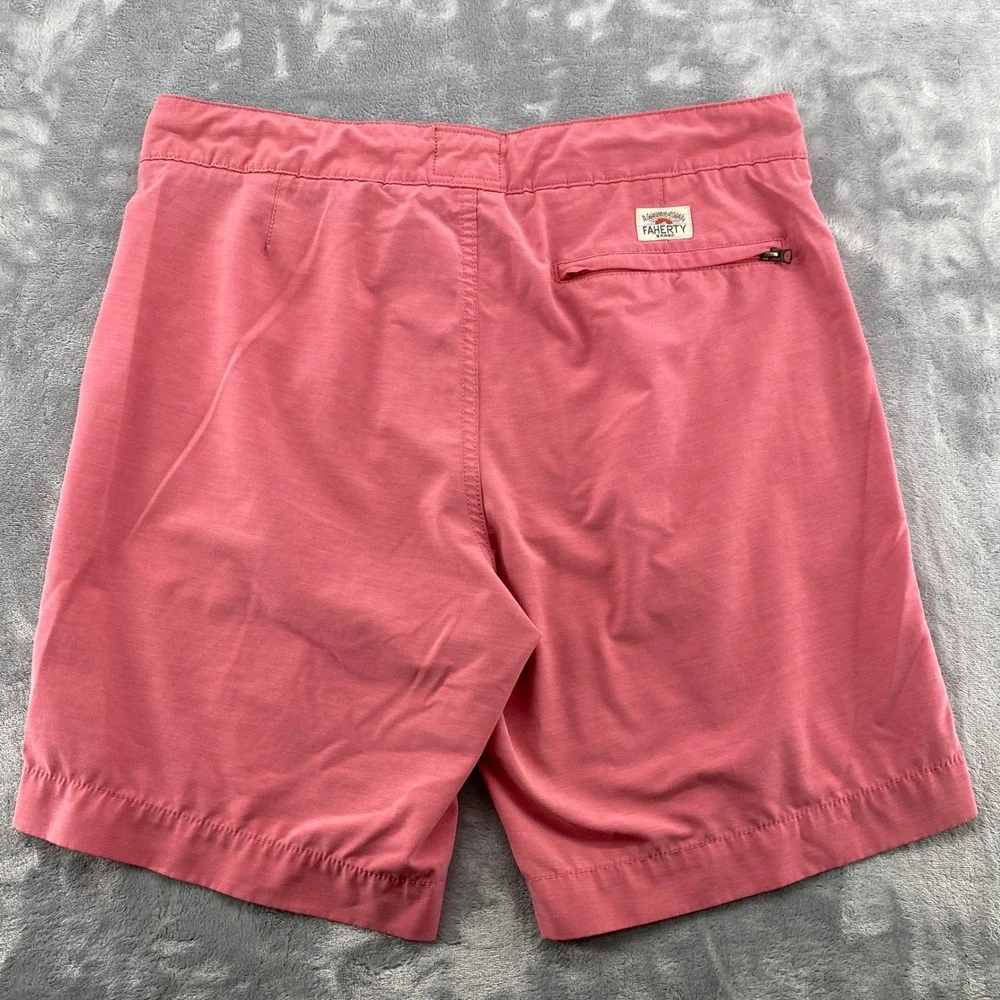 Faherty All Day Shorts Mens 32 Coral Pink Hybrid Board Shorts Quick Dry Stretch